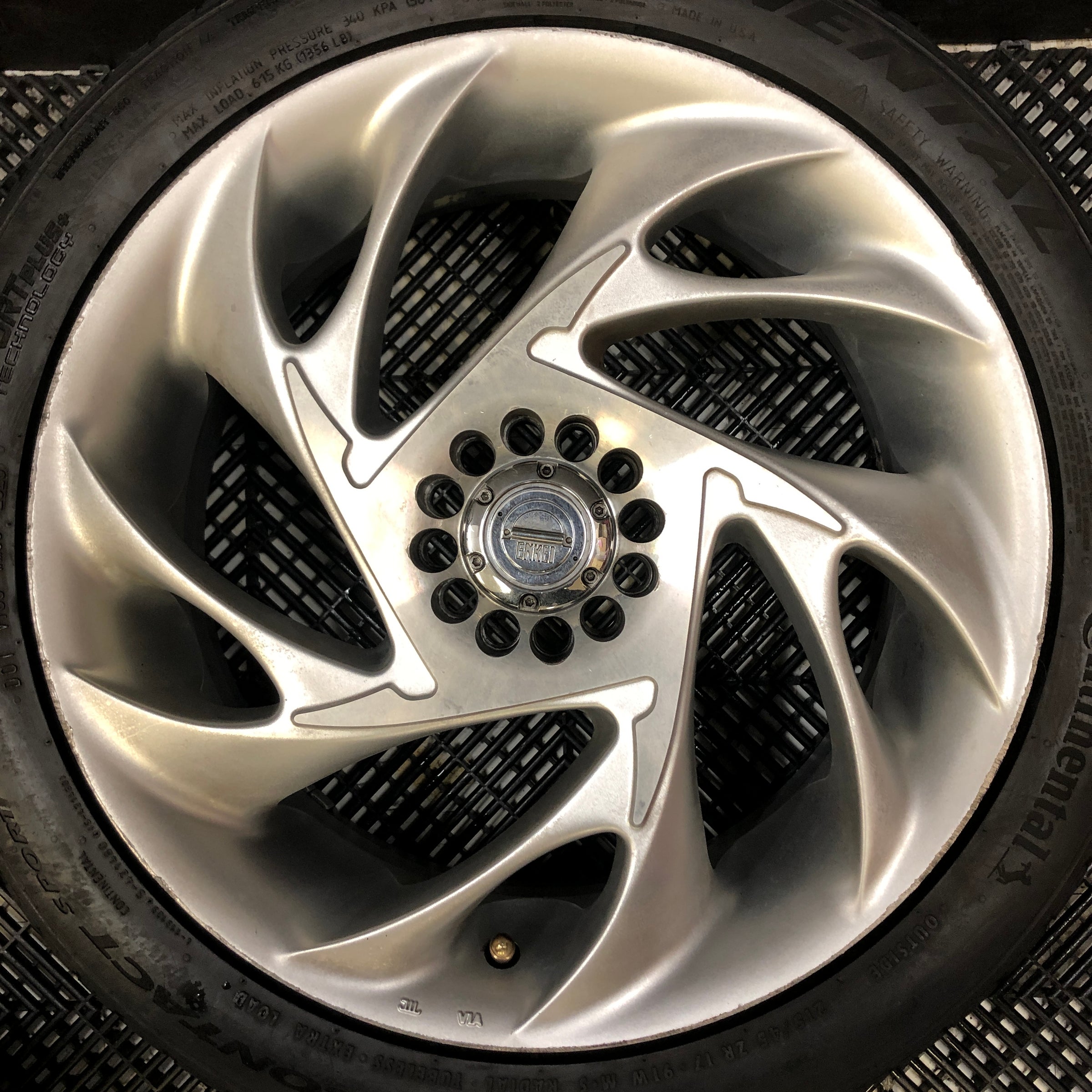 【超特価】 Tires + Shuriken Enkei #1217 Grove Garden GARAGE UP | タイヤ・ホイール
