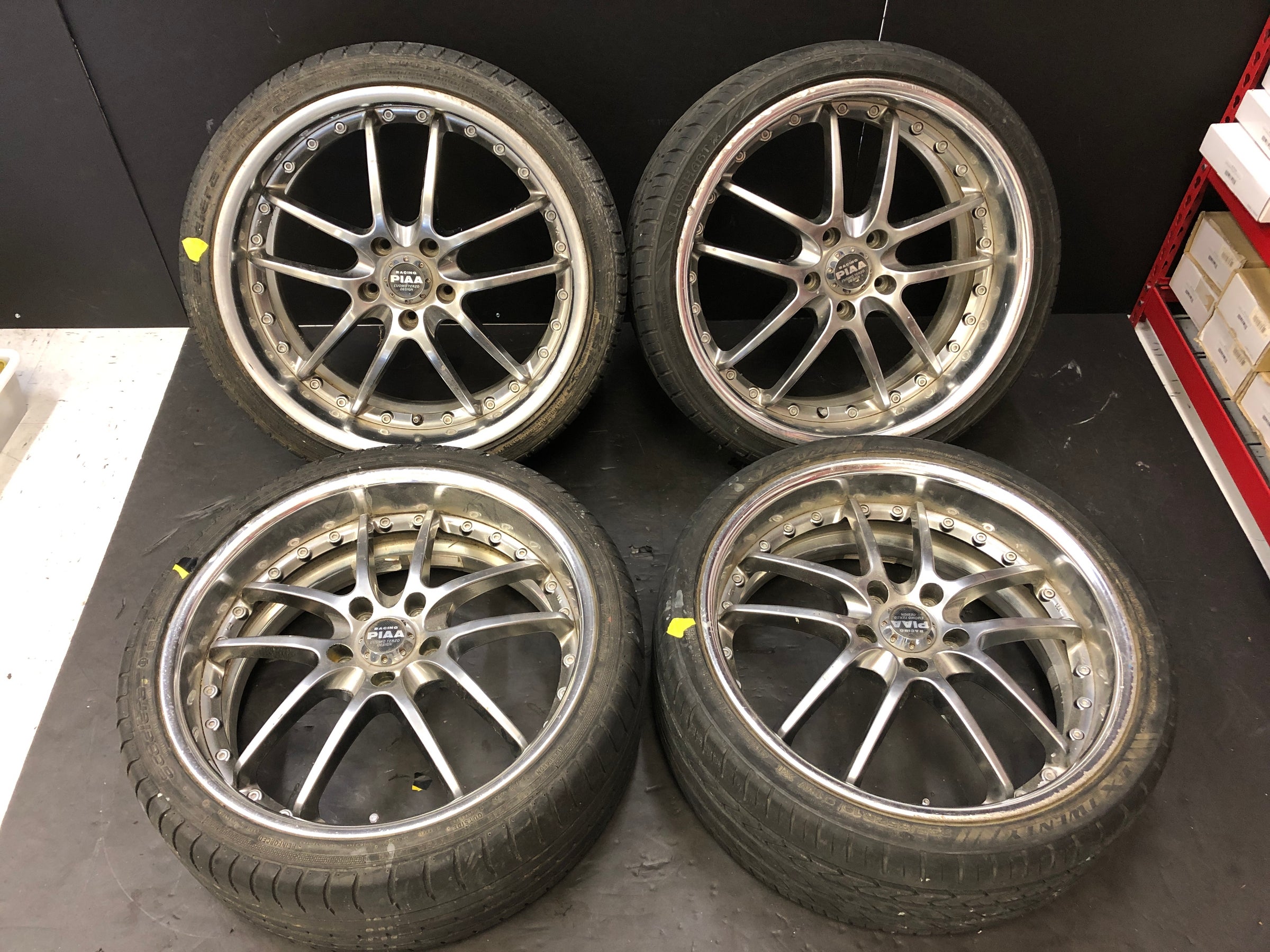 PIAA ROZZA深リム235/45r17