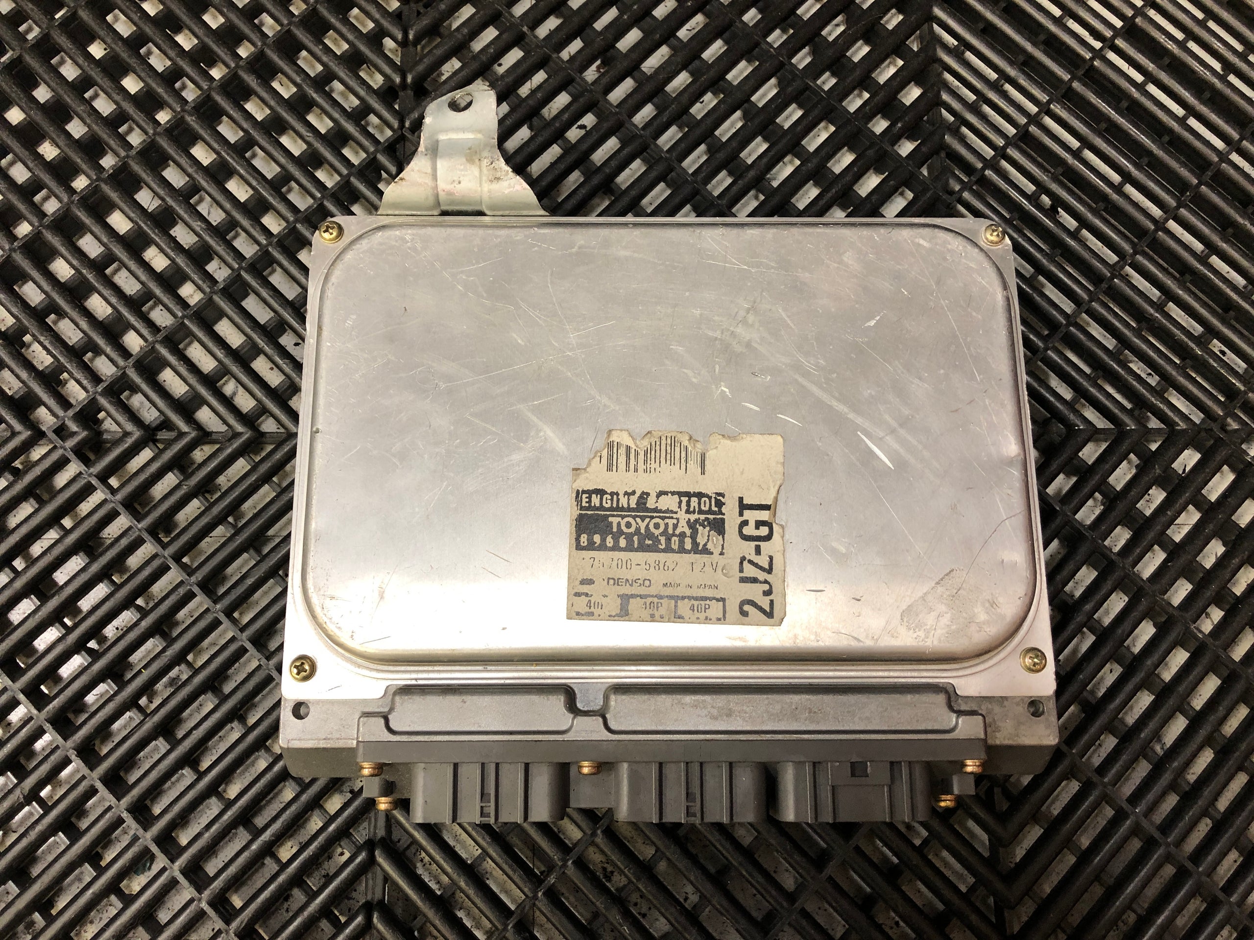 Toyota Aristo 2JZ-GTE TT Non-VVTi ECU #0427 | UP GARAGE Garden Grove